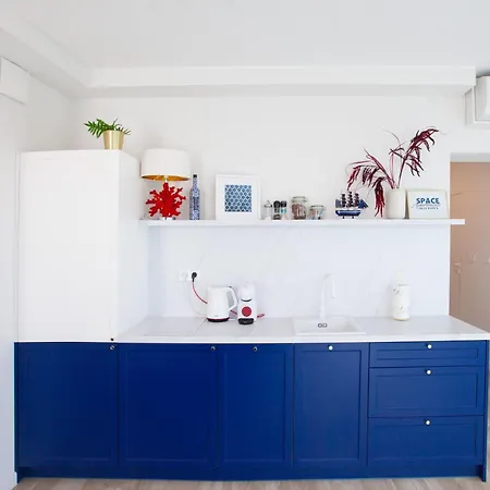 Space Old Town - River View * Estetino