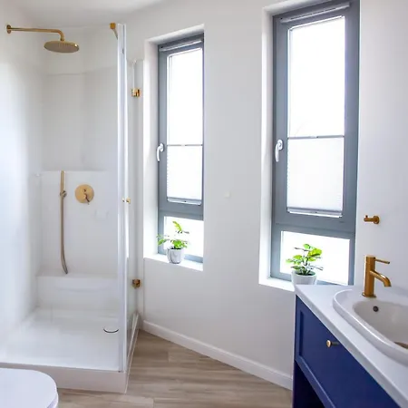 Space Old Town - River View Appartamento *