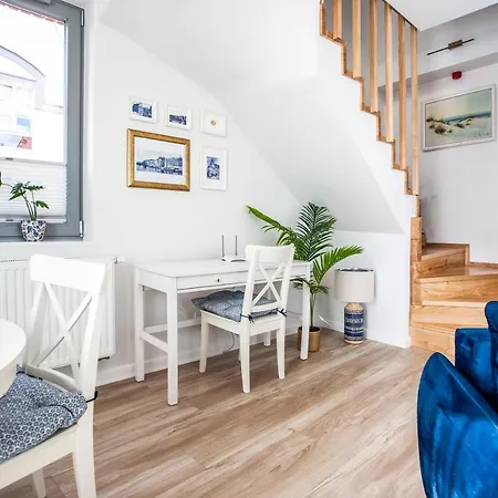 Space Old Town - River View Apartamento