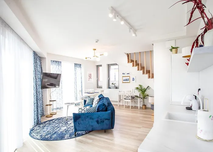 Space Old Town - River View Apartment *